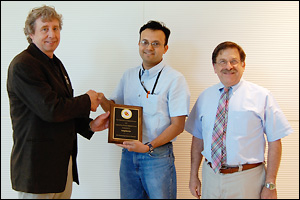 Left to right: MSE Professor and Chair Robert M. Briber, Parag Banerjee, and MSE Professor Gary Rubloff.