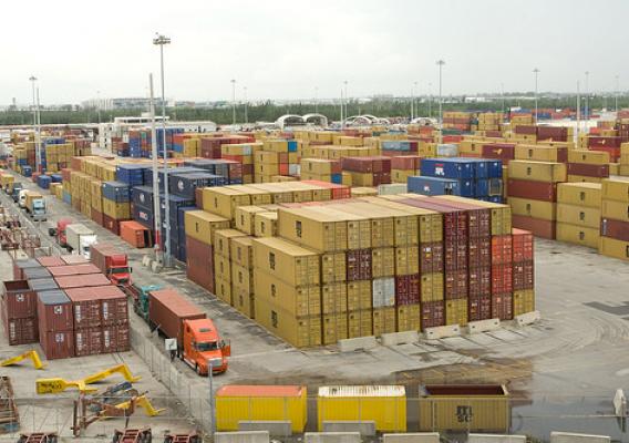 With additional engineering, a new method to detect radioactive material, developed by physicists at the University of Maryland, could be scaled up to scan shipping containers at ports of entry—providing a powerful new tool for security applications. Image credit: USDA/APHIS