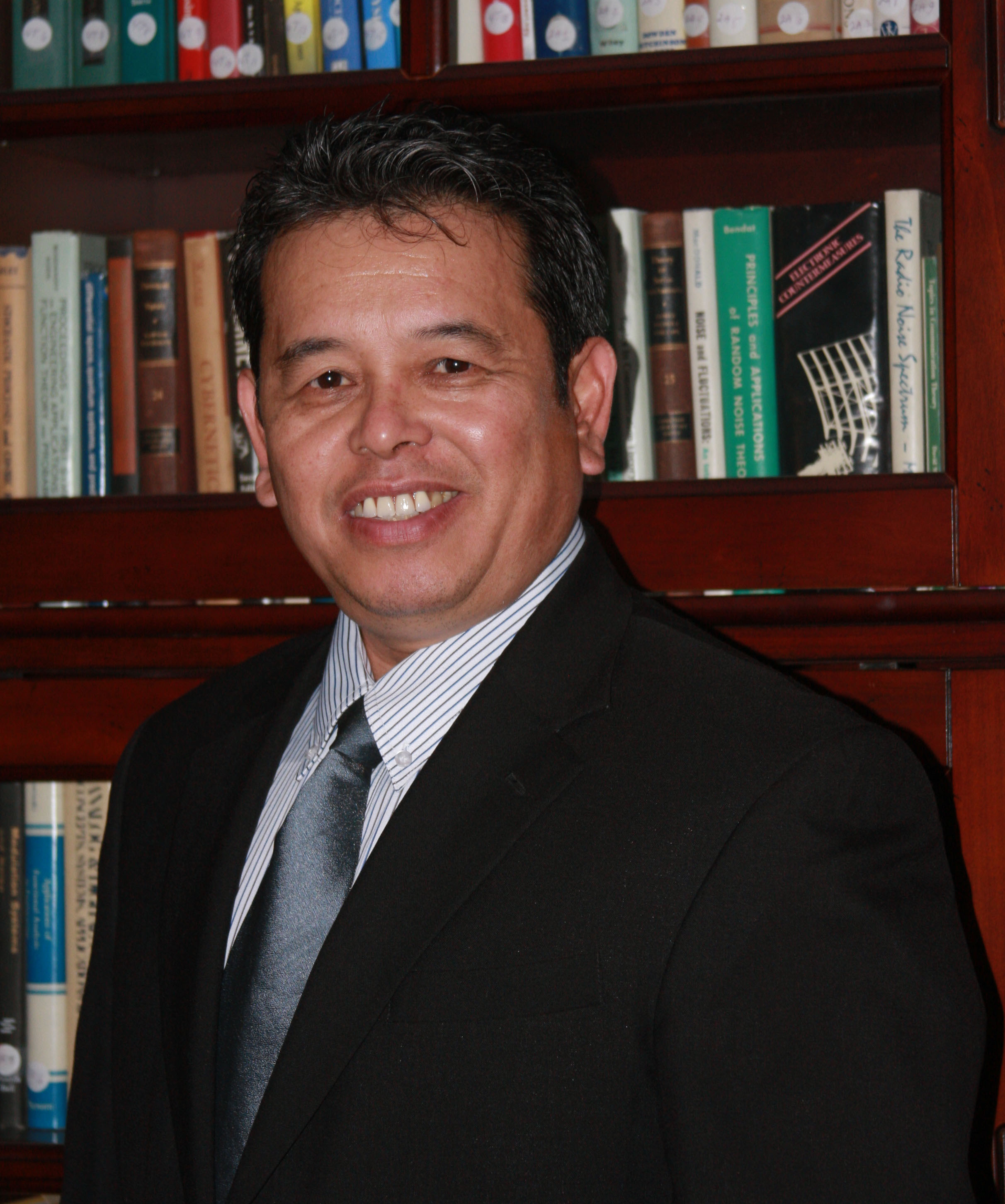 Gomez selected as Poole and Kent Senior Faculty...