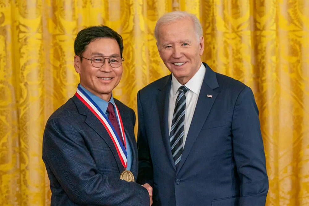 Alumnus Receives National Medal of Technology and...