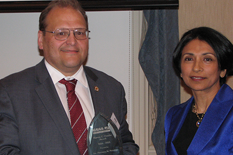 Dr. Norman Wereley and AIAA-NCS Chair Dr. Supriya Banerjee